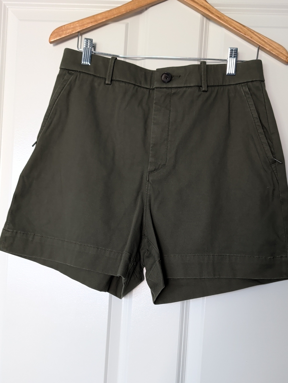 SPANX Supersmooth Stretch Twill Shorts